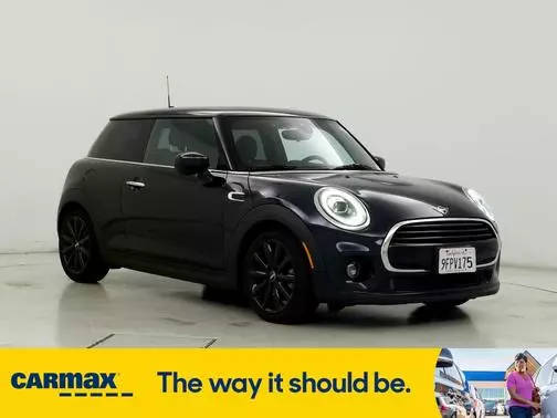 2020 MINI Hardtop 2 Door Cooper FWD photo