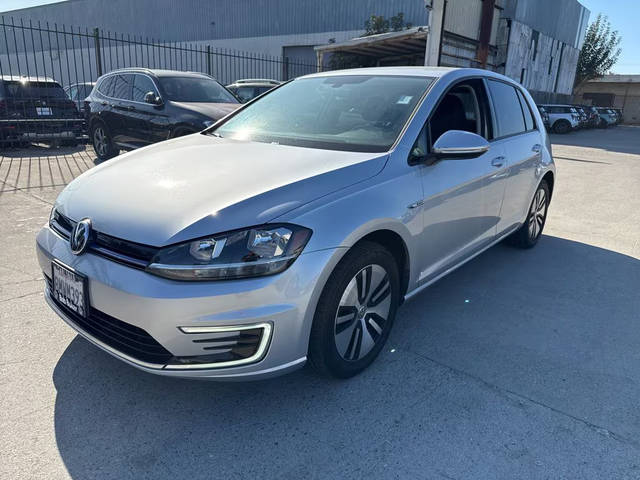 2019 Volkswagen e-Golf SE FWD photo