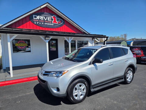 2015 Toyota RAV4 LE FWD photo