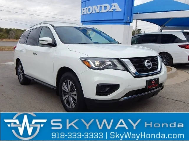 2019 Nissan Pathfinder S 4WD photo