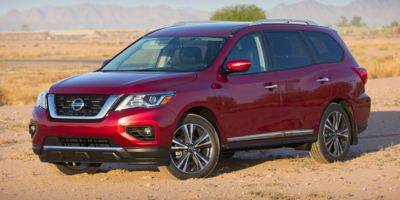 2019 Nissan Pathfinder SV 4WD photo
