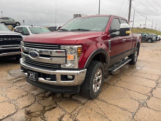 2019 Ford F-250 Super Duty LARIAT 4WD photo