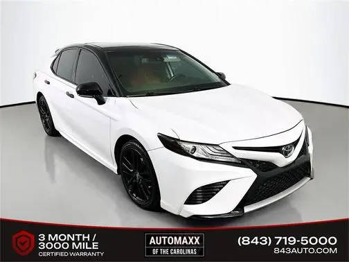 2019 Toyota Camry XSE FWD photo