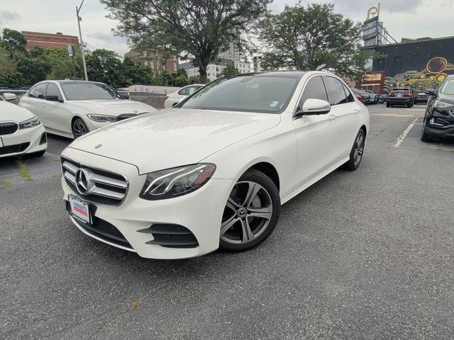 2020 Mercedes-Benz E-Class E 350 AWD photo