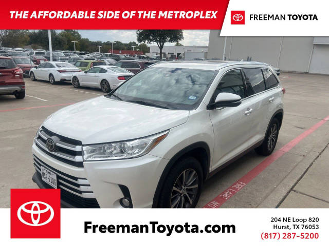 2019 Toyota Highlander XLE FWD photo