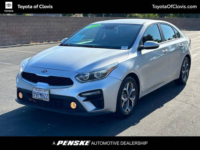 2020 Kia Forte LXS FWD photo