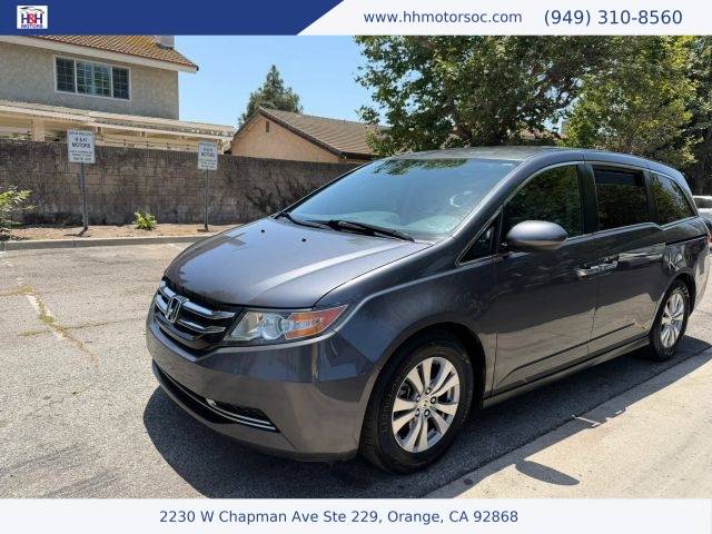 2016 Honda Odyssey SE FWD photo