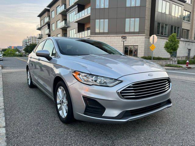 2020 Ford Fusion SE FWD photo