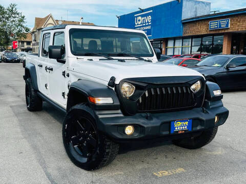 2020 Jeep Gladiator Sport S 4WD photo