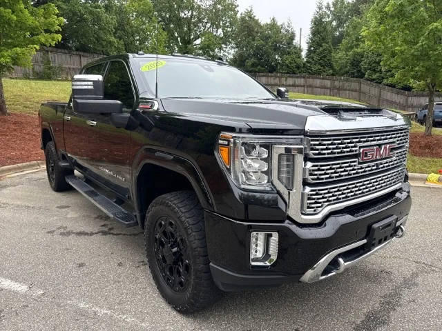 2020 GMC Sierra 2500HD Denali 4WD photo