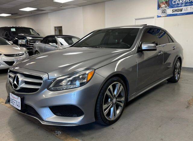 2015 Mercedes-Benz E-Class E 350 Sport RWD photo