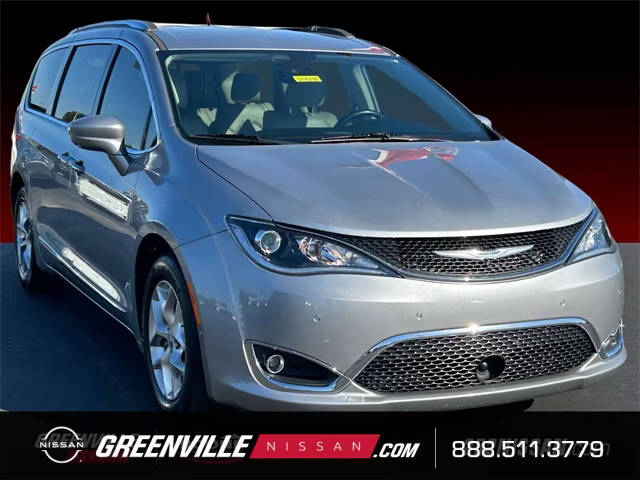 2020 Chrysler Pacifica Minivan Touring L Plus FWD photo