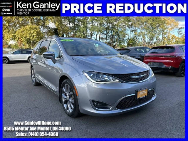 2020 Chrysler Pacifica Minivan Limited FWD photo