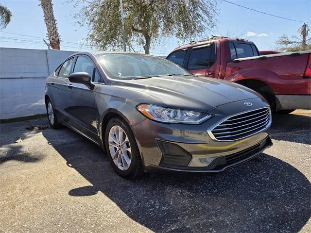2020 Ford Fusion SE FWD photo