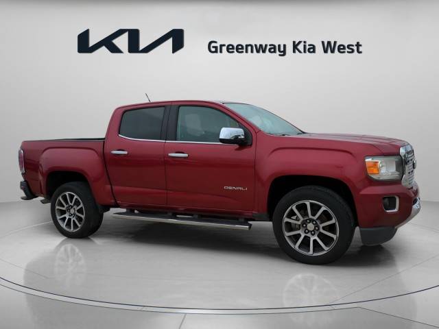 2020 GMC Canyon 4WD Denali 4WD photo