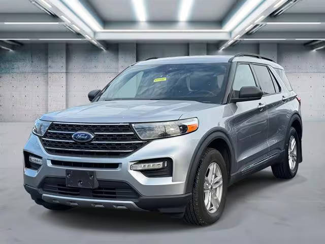 2020 Ford Explorer XLT 4WD photo