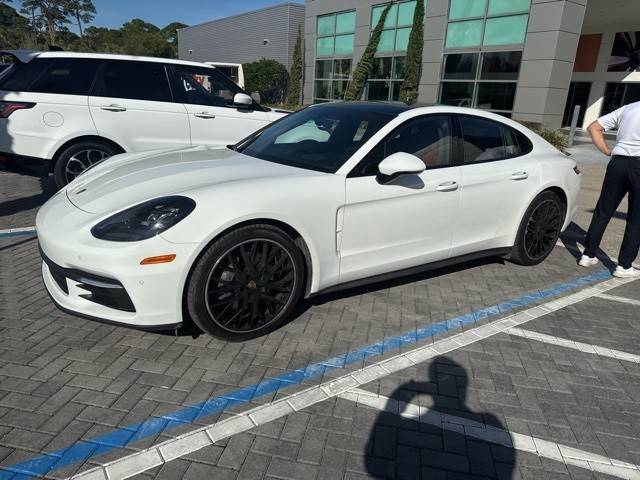 2020 Porsche Panamera 4S AWD photo