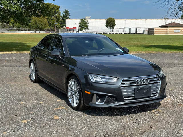 2019 Audi A4 Premium Plus AWD photo