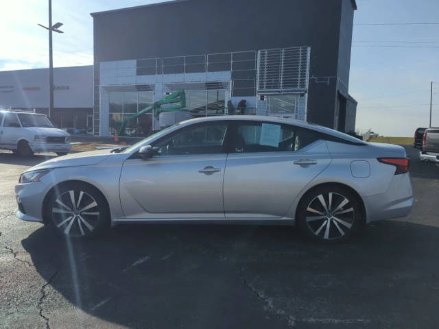 2020 Nissan Altima 2.5 SR FWD photo