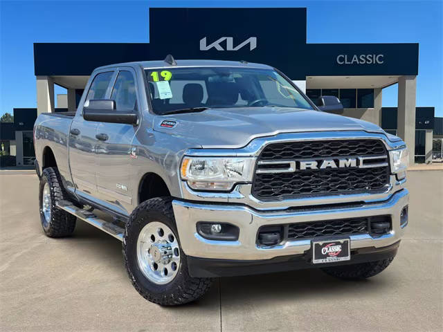 2019 Ram 2500 Tradesman 4WD photo