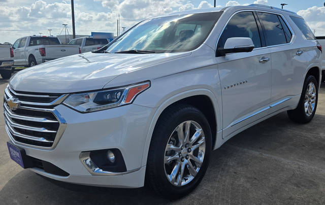 2020 Chevrolet Traverse High Country FWD photo