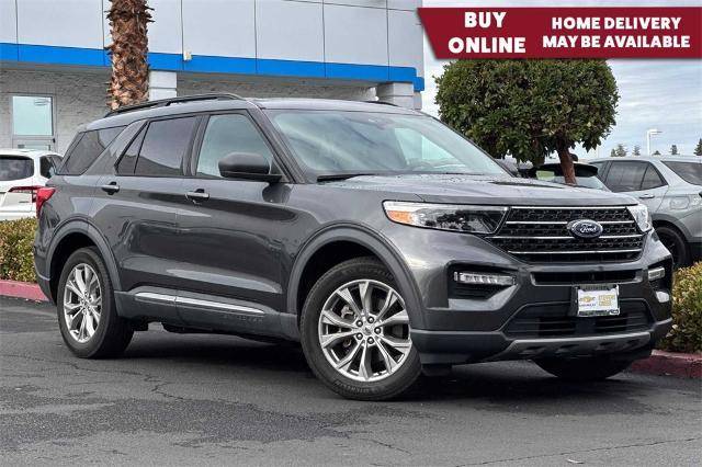 2020 Ford Explorer XLT 4WD photo