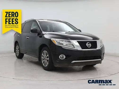 2016 Nissan Pathfinder SV 4WD photo