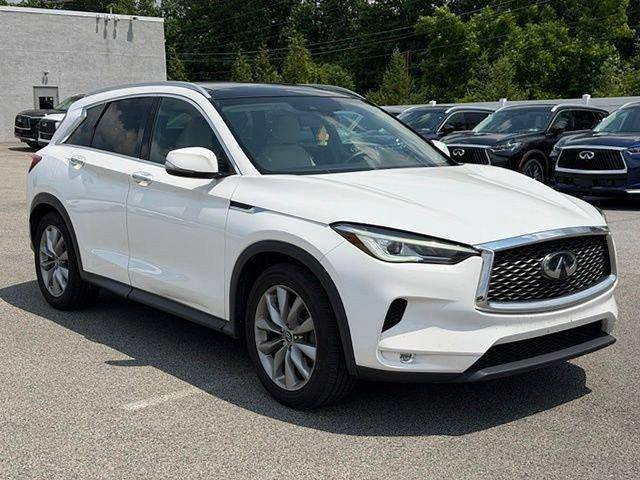 2019 Infiniti QX50 LUXE AWD photo