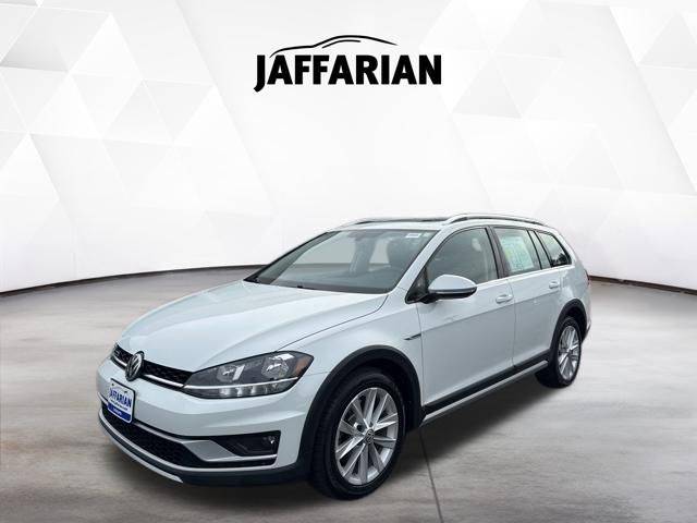 2019 Volkswagen Golf Alltrack SE AWD photo