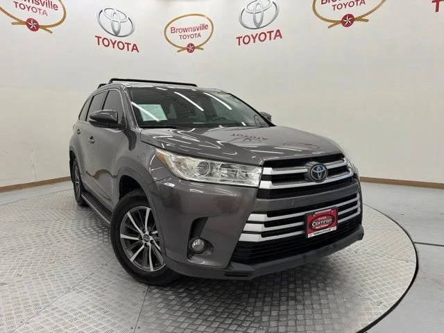 2019 Toyota Highlander XLE FWD photo