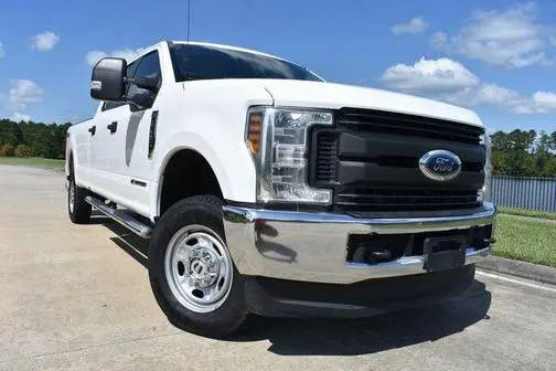 2019 Ford F-250 Super Duty XL 4WD photo