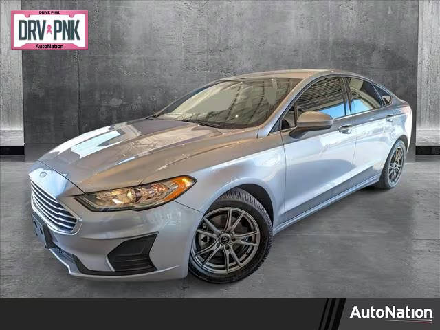 2020 Ford Fusion SE FWD photo