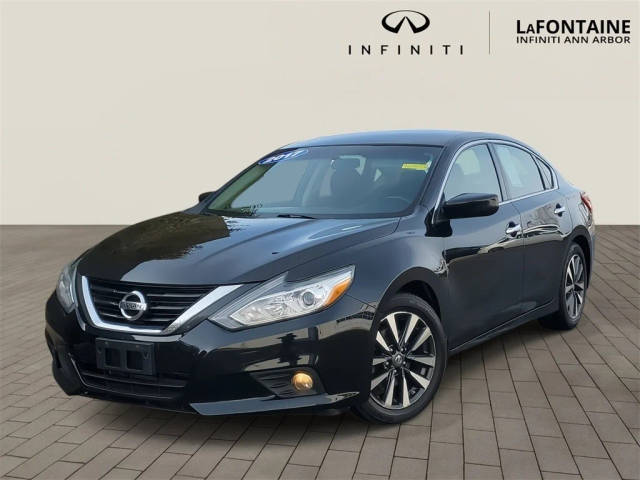 2017 Nissan Altima 2.5 SV FWD photo