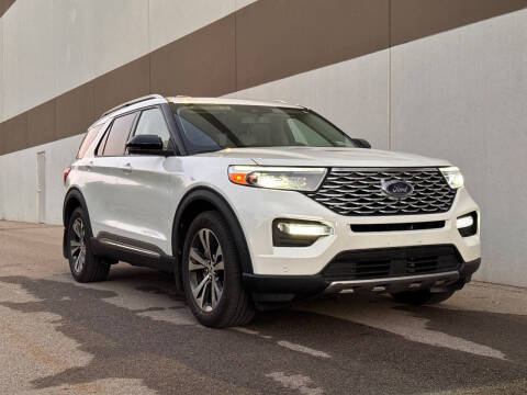 2020 Ford Explorer Platinum 4WD photo