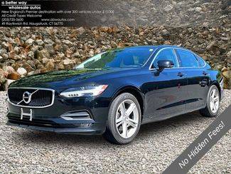 2018 Volvo S90 Momentum AWD photo