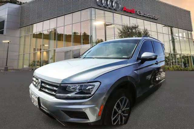 2019 Volkswagen Tiguan SE FWD photo