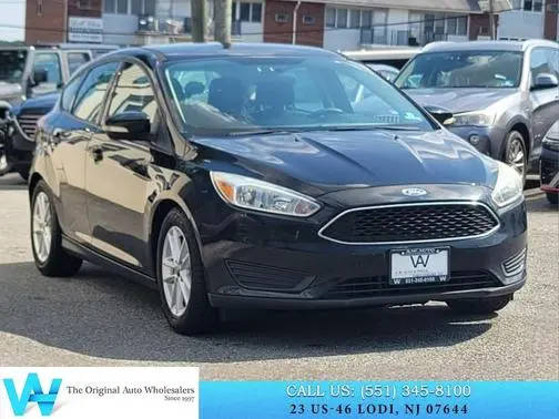 2016 Ford Focus SE FWD photo