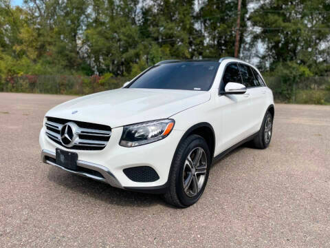 2017 Mercedes-Benz GLC-Class GLC 300 AWD photo