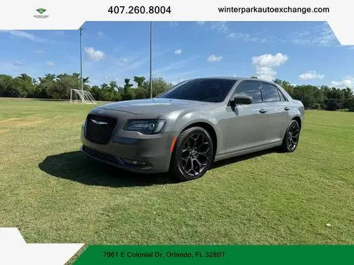 2019 Chrysler 300 300S RWD photo