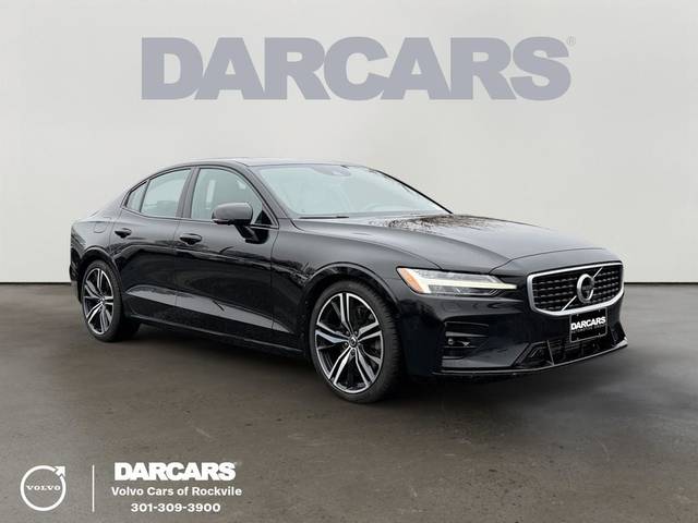 2020 Volvo S60 R-Design AWD photo