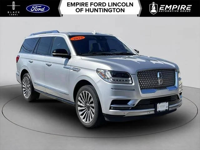 2019 Lincoln Navigator Reserve 4WD photo