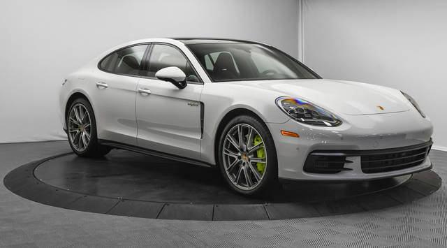 2020 Porsche Panamera 4 E-Hybrid AWD photo