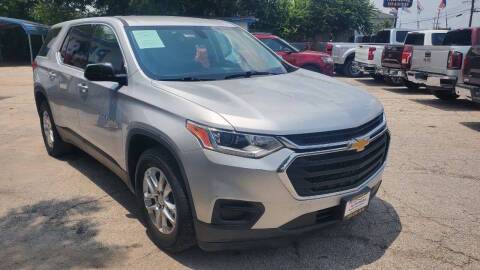 2020 Chevrolet Traverse LS AWD photo