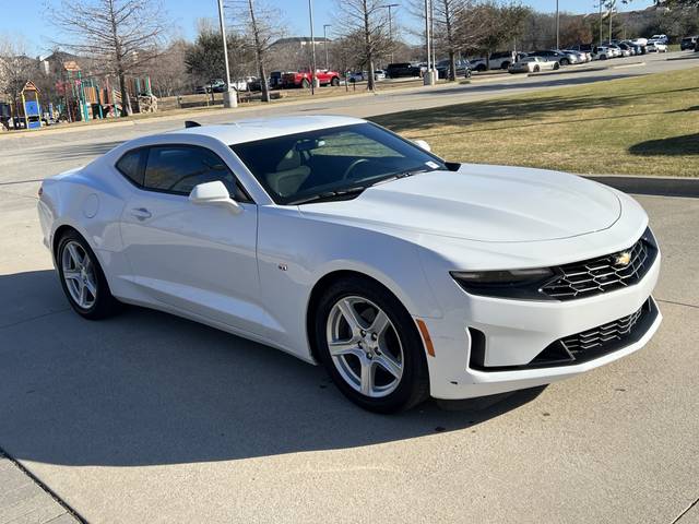 2020 Chevrolet Camaro 1LT RWD photo