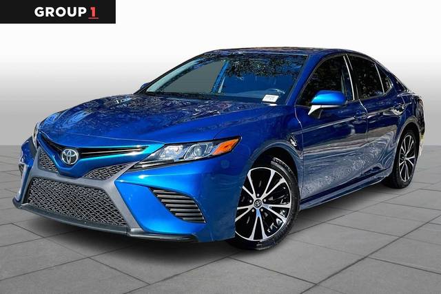 2019 Toyota Camry SE FWD photo