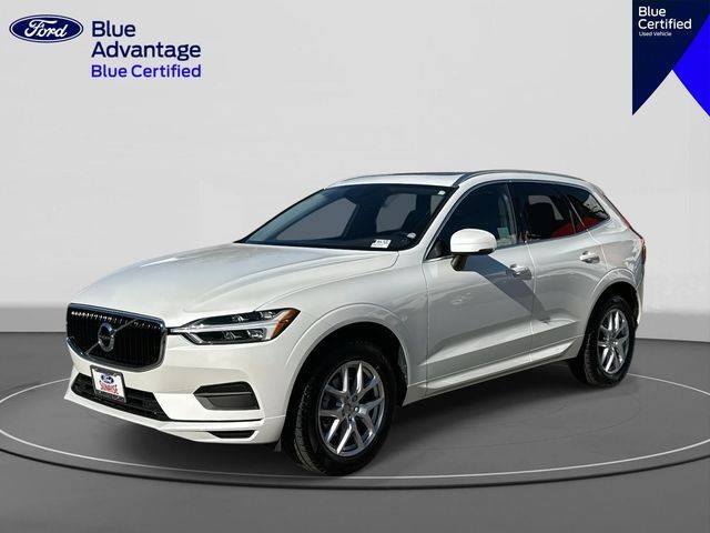 2020 Volvo XC60 Momentum AWD photo