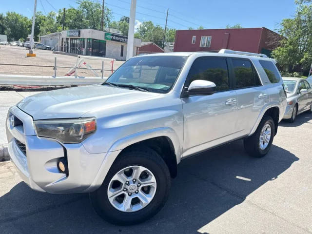 2018 Toyota 4Runner SR5 4WD photo