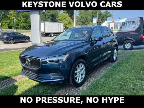 2020 Volvo XC60 Momentum AWD photo