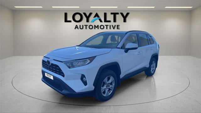 2019 Toyota RAV4 XLE AWD photo