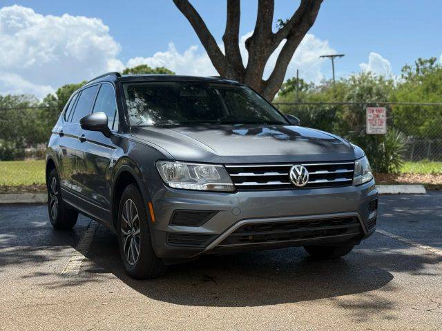 2019 Volkswagen Tiguan SE AWD photo